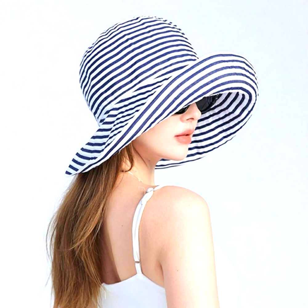 Summer Beach Hat Blue And White Stripe Adorable Spf Protection.